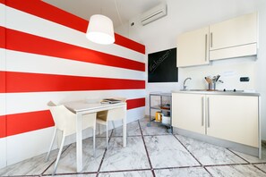 Fridge, stovetop, coffee/tea maker, electric kettle - Lucca in Villa San Marco (Lucca)