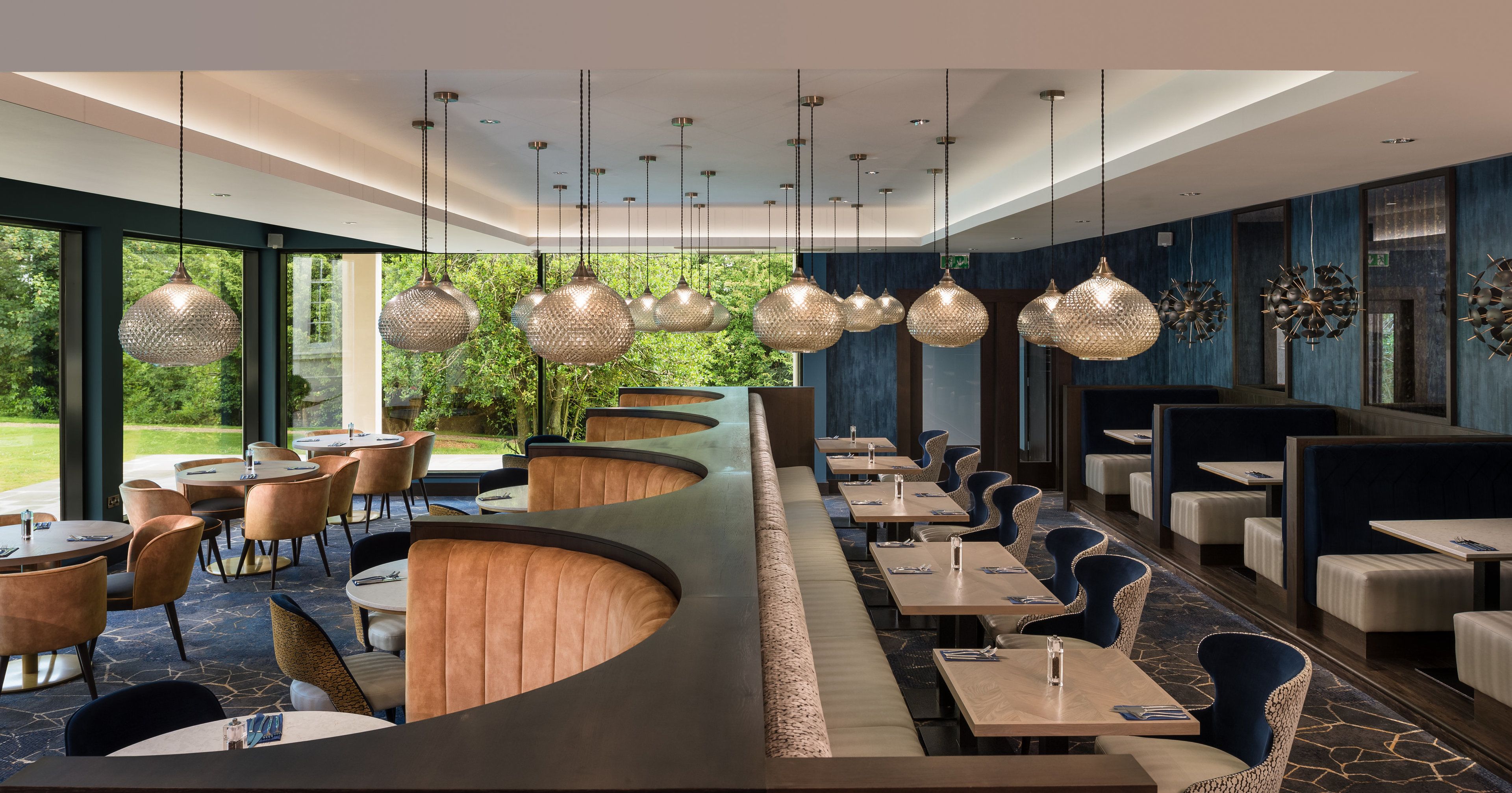 Breakfast, lunch and dinner served