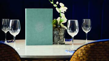 Se sirven desayunos, almuerzos y cenas