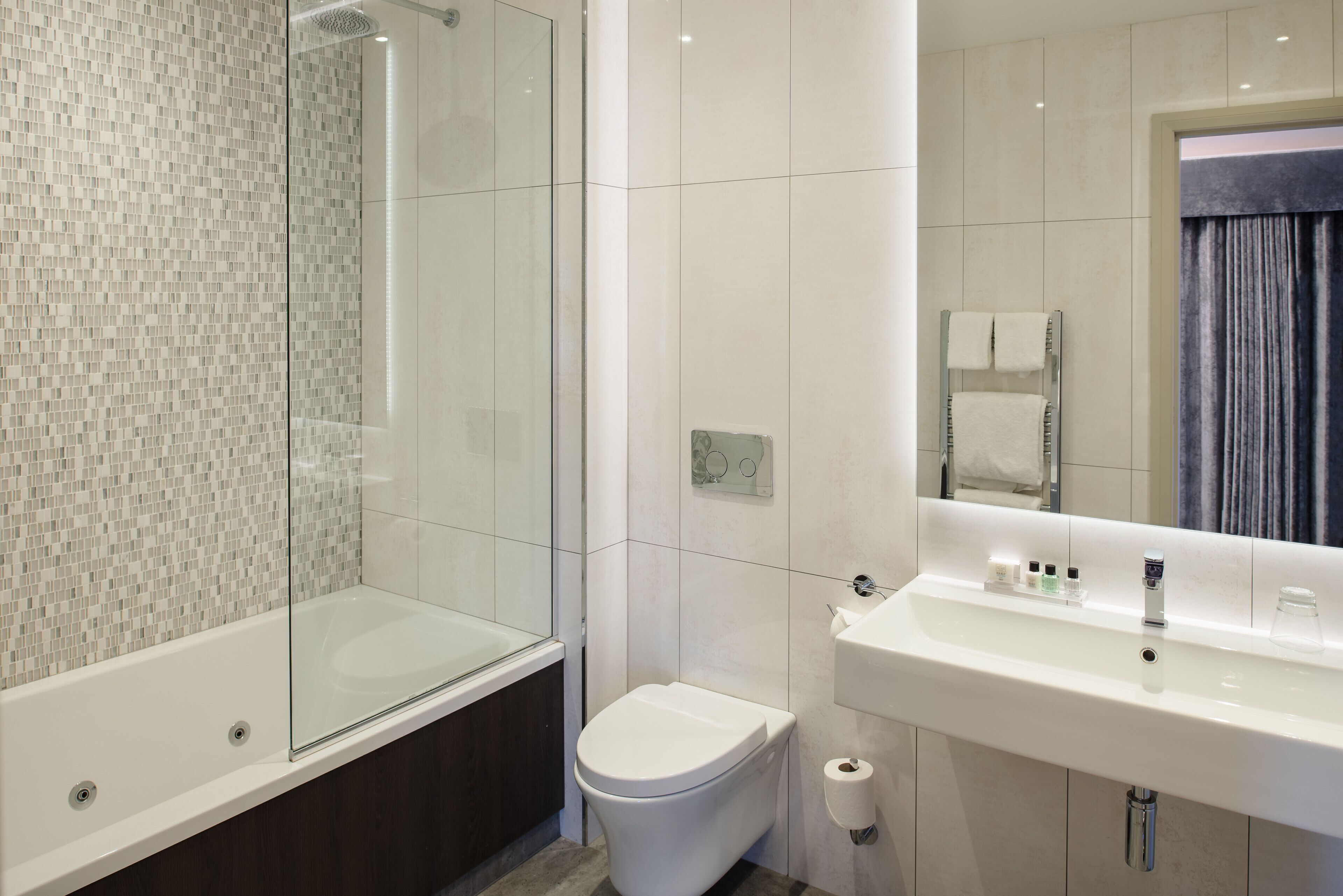 Bathroom | Free toiletries, hair dryer, towels