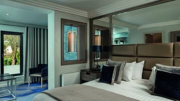 1 habitación, tabla de planchar con plancha, wifi gratis y ropa de cama