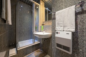 Comfort-Apartment, 2 Schlafzimmer | Badezimmer