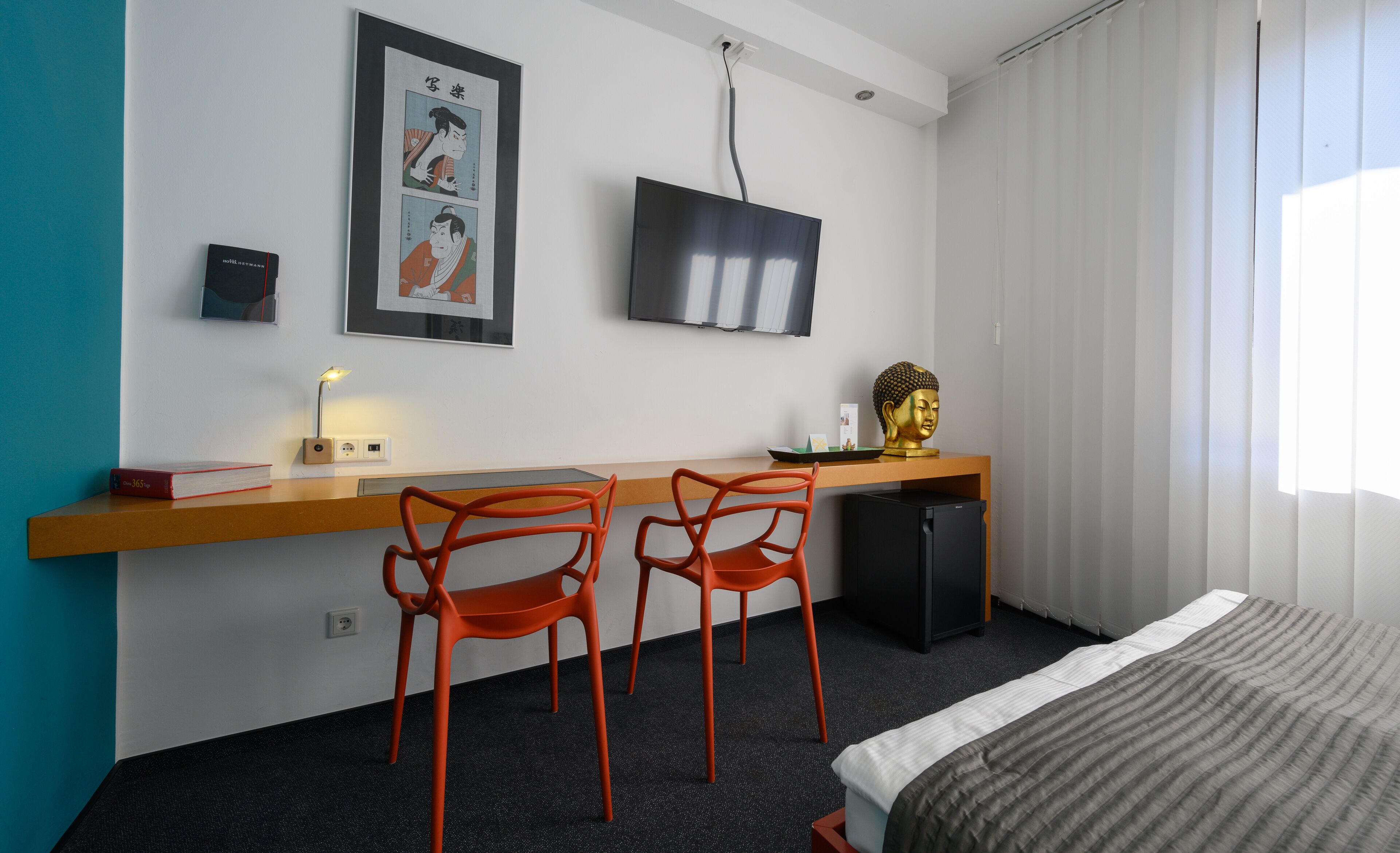 standard double room, 1 king bed | premium bedding, down duvets, minibar, in-room safe