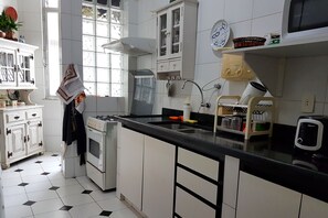 Apartment | Eigene Küche | Kühlschrank, Mikrowelle