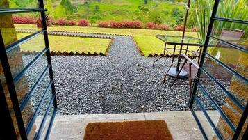 Gallery Room | Terrace/patio