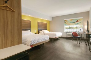 Room, 2 Queen Beds, Accessible, Bathtub (Hearing)