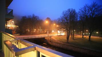 Deluxe Apartment, 3 Bedrooms | Balcony