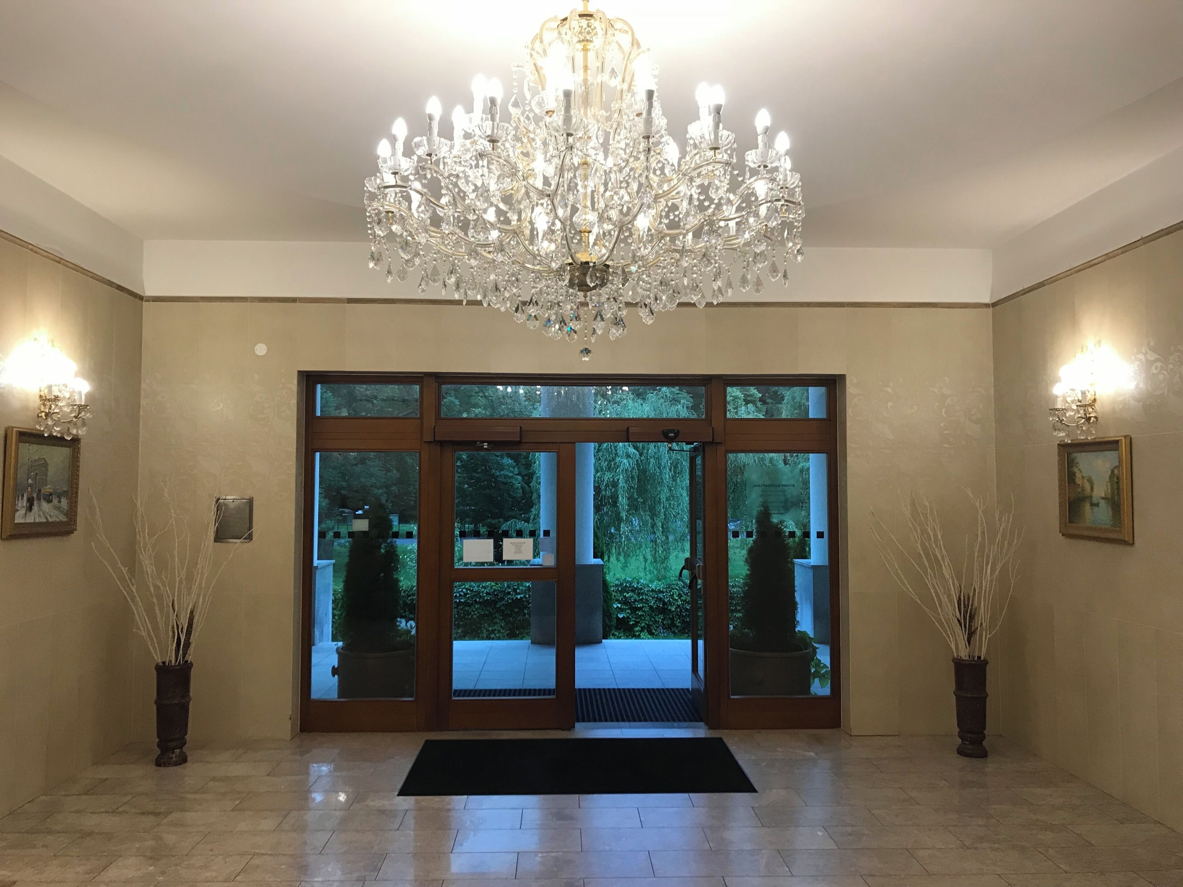 Reception hall
