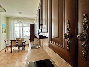 Deluxe Apartment, 3 Bedrooms | Private kitchen | Fridge, microwave, stovetop, dishwasher - Slunecni lazne (Karlovy Vary)