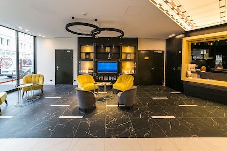 Sala de estar en el lobby