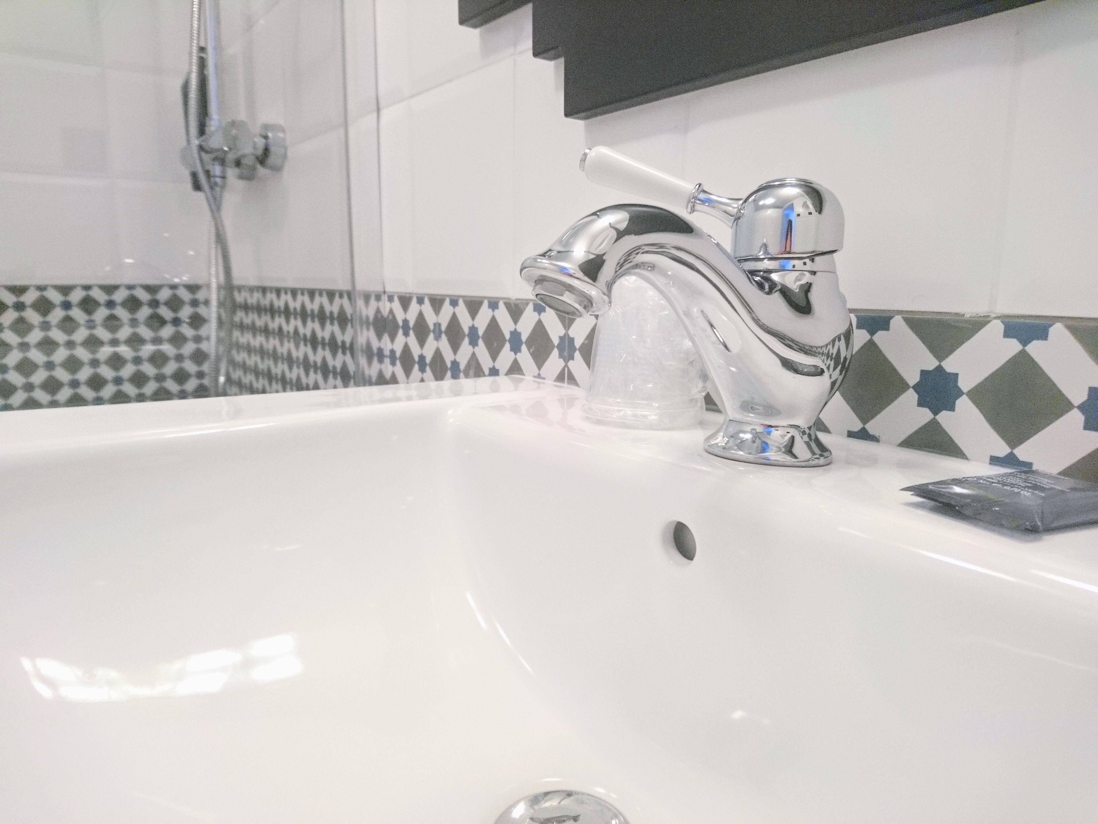 premium bedding, in-room safe, desk, soundproofing