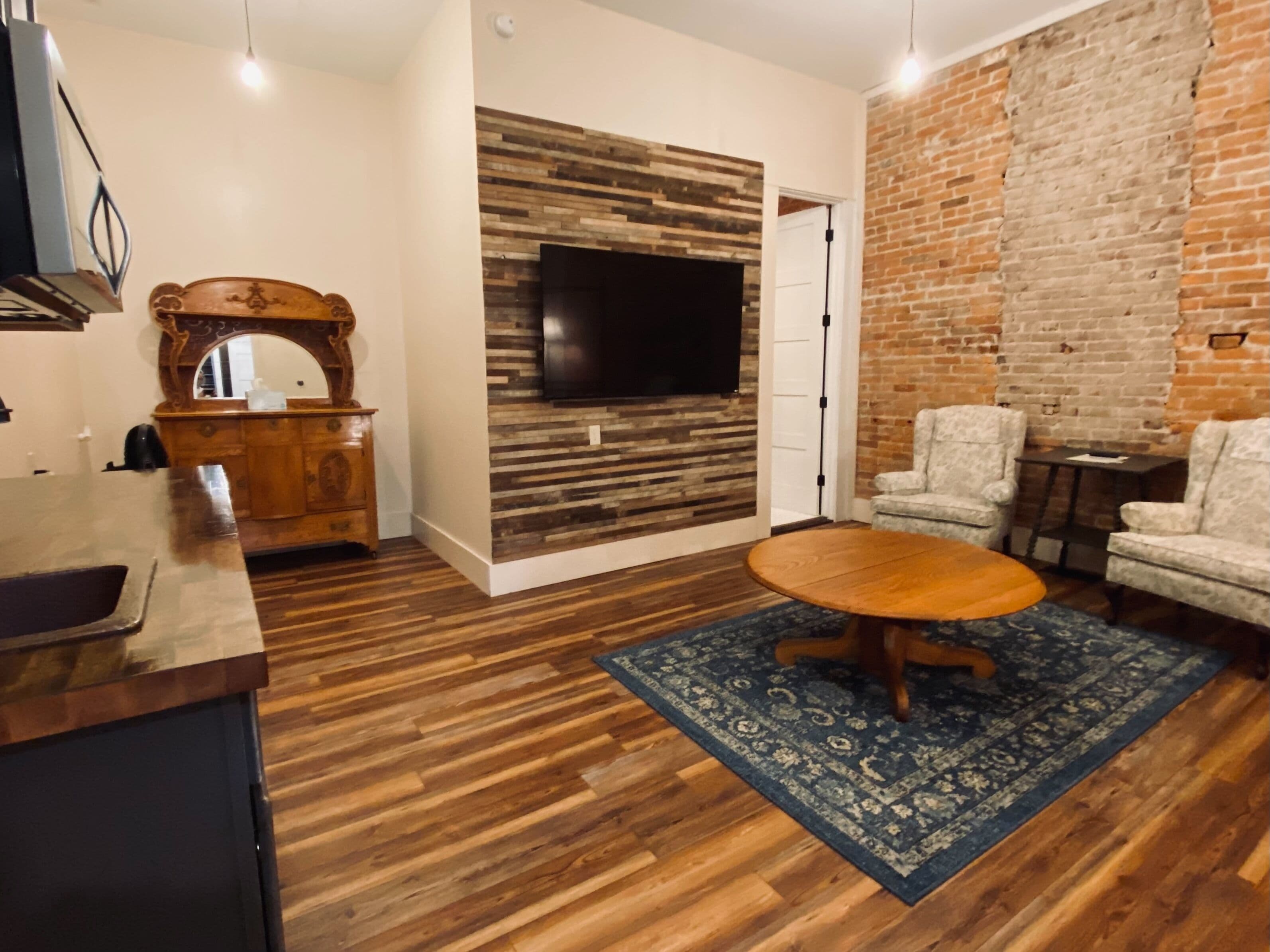 luxury studio, 1 queen bed (204) | 1 bedroom, premium bedding, memory-foam beds, blackout curtains