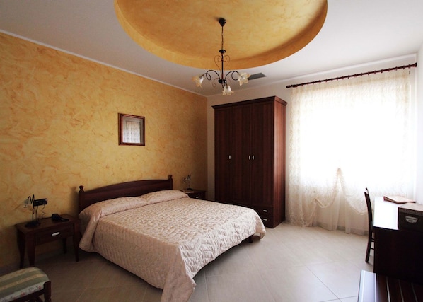 In-room safe, desk, free cots/infant beds, rollaway beds