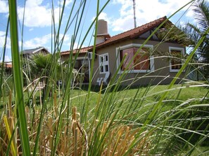 منزل عادي (Big) | 1 غرفة نوم وأسرّة أطفال/رضّع (مجانًا) وأسرّة مجانية قابلة للطي