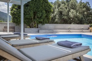 Piscine extérieure