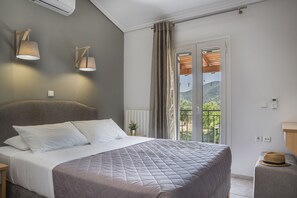 Villa Alexandros, Emily Villas Complex | 3 habitaciones, insonorización y tabla de planchar con plancha 