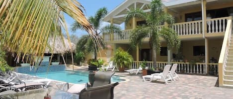 Outdoor pool, pool loungers