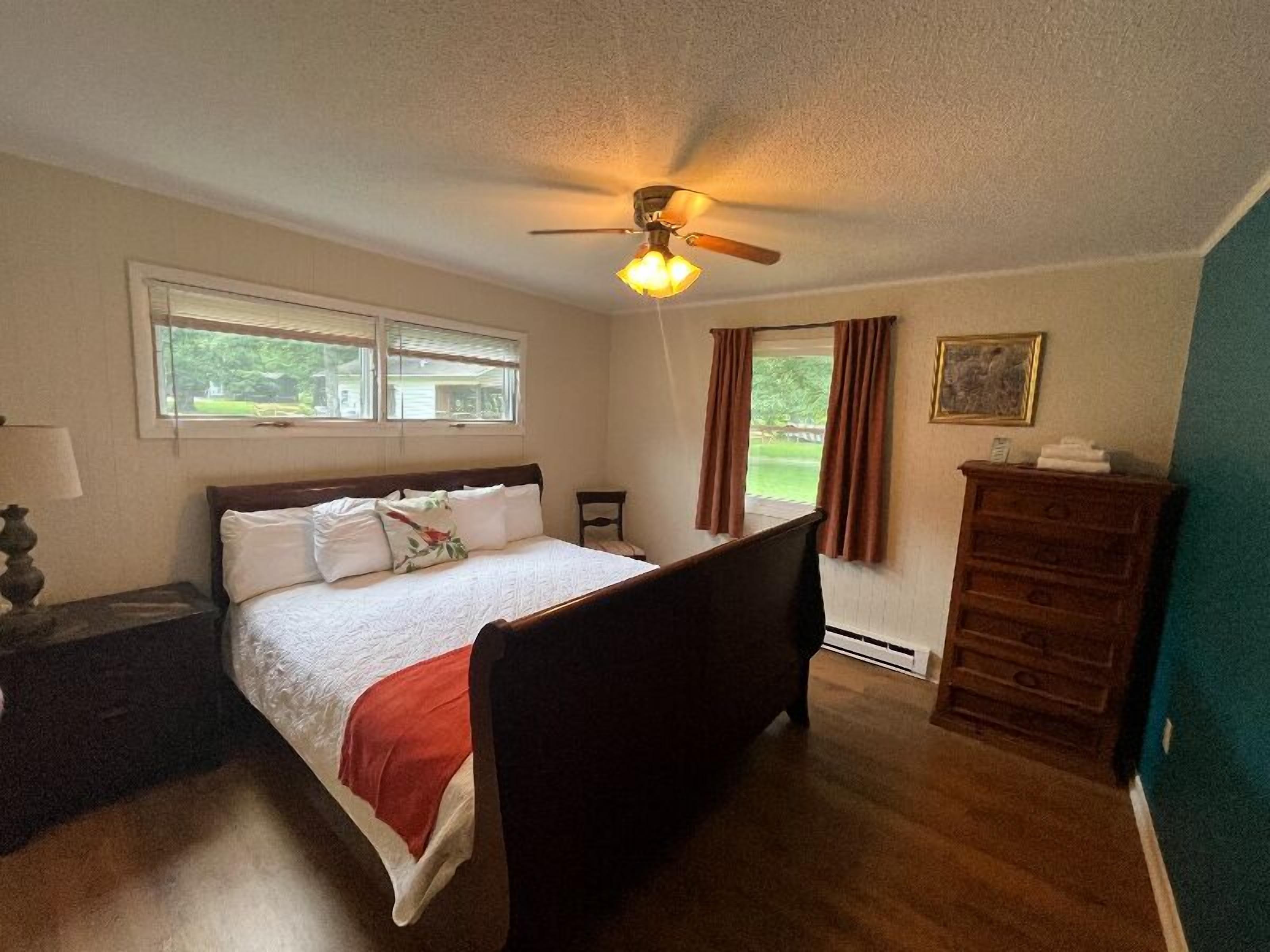 family cottage, 2 bedrooms, kitchen, mountain view | 1 bedroom, individually decorated, individually furnished, soundproofing