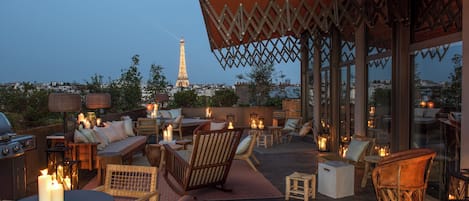 Signature-Suite, Terrasse, Stadtblick | Terrasse/Patio