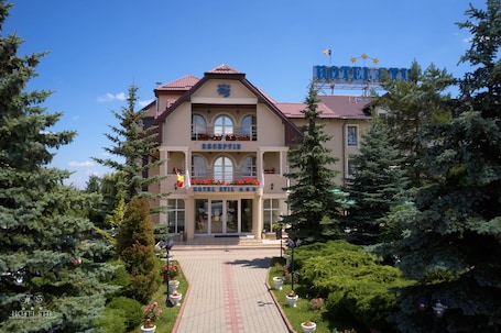 Property grounds. Hotel Stil