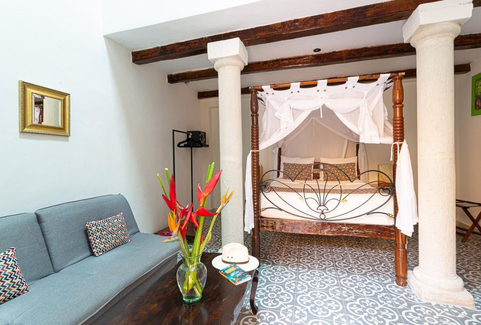 premium bedding, minibar, in-room safe, iron/ironing board