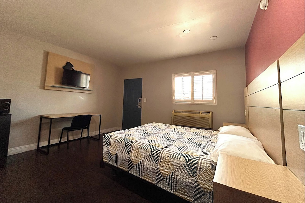 Kamer, 1 queensize bed, niet-roken | Een bureau, gratis wifi