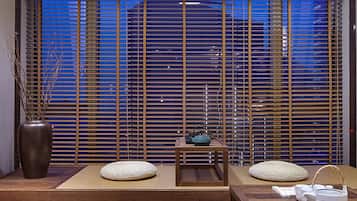 Design Suite | Premium bedding, down comforters, pillowtop beds, minibar
