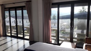 Deluxe Double Room | Pemandangan dari kamar