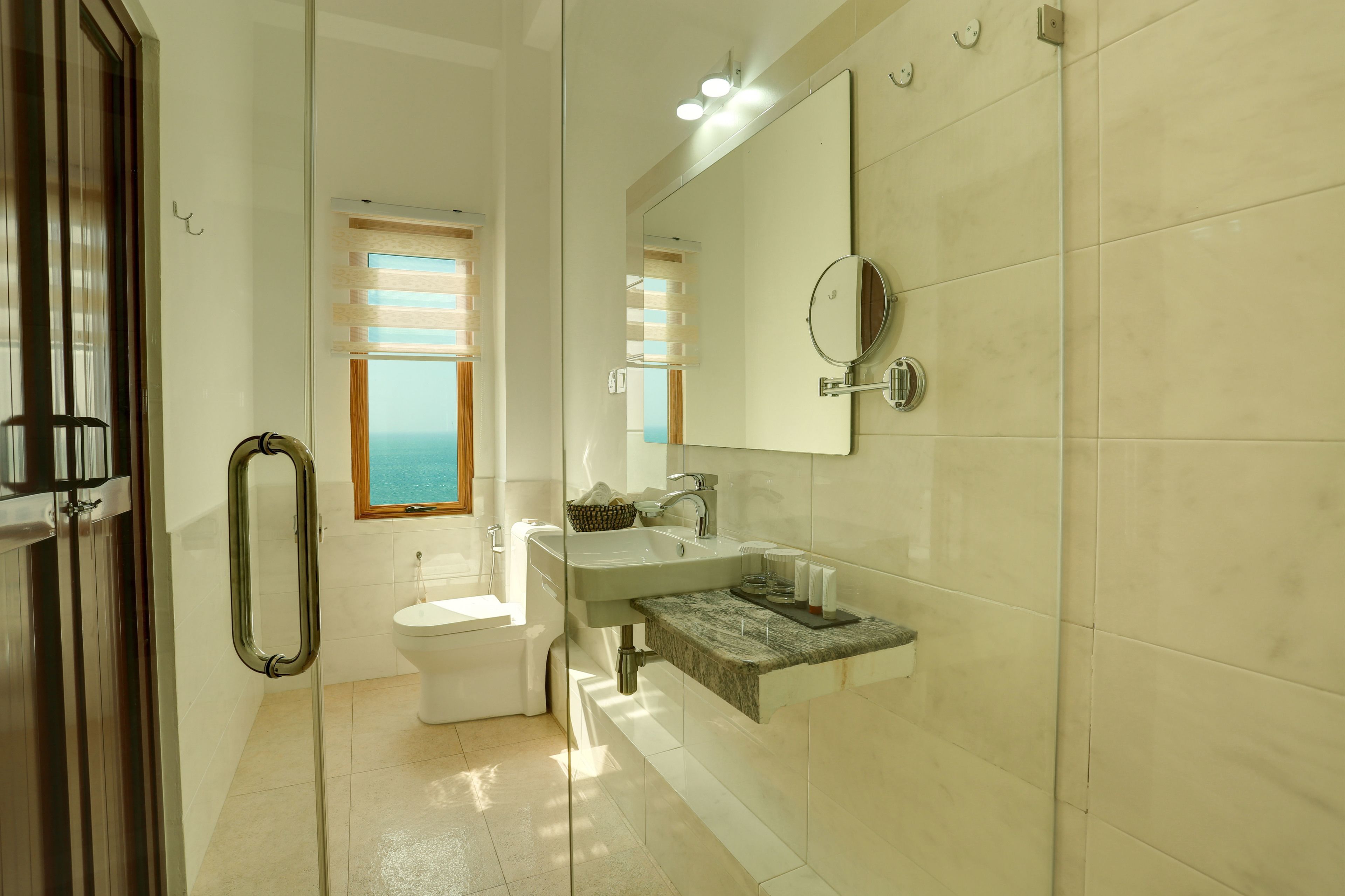 1 bedroom, Egyptian cotton sheets, premium bedding, minibar