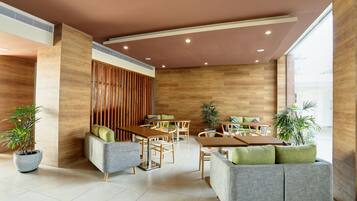 Daily buffet breakfast (USD 10 per person)