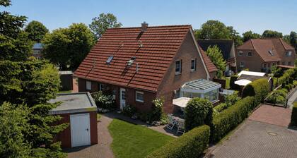 FH East Frisian dream with conservatory and fenced property