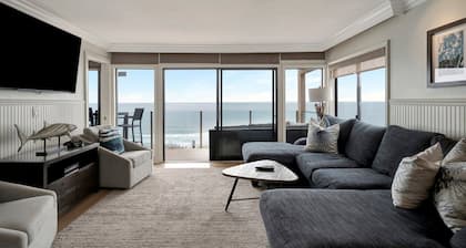 Oceanfront! Unobstructed Views-Corner Unit - Totally Remodeled 2024