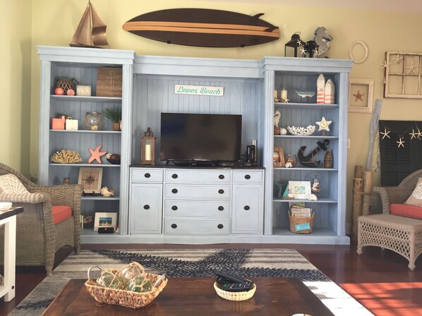 Interior - Luxury Condo - Vofp - "Featured in Delaware Today" (Lewes)