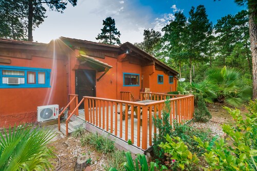 V#2 Sam Rayburn Getaway-Best value in town Vacation/fishing/golf- Up to 6 guests