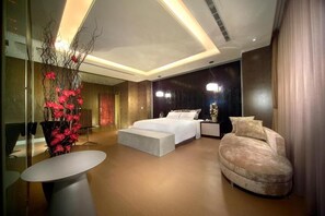 Minibar, chambres insonorisées, Wi-Fi gratuit, draps fournis