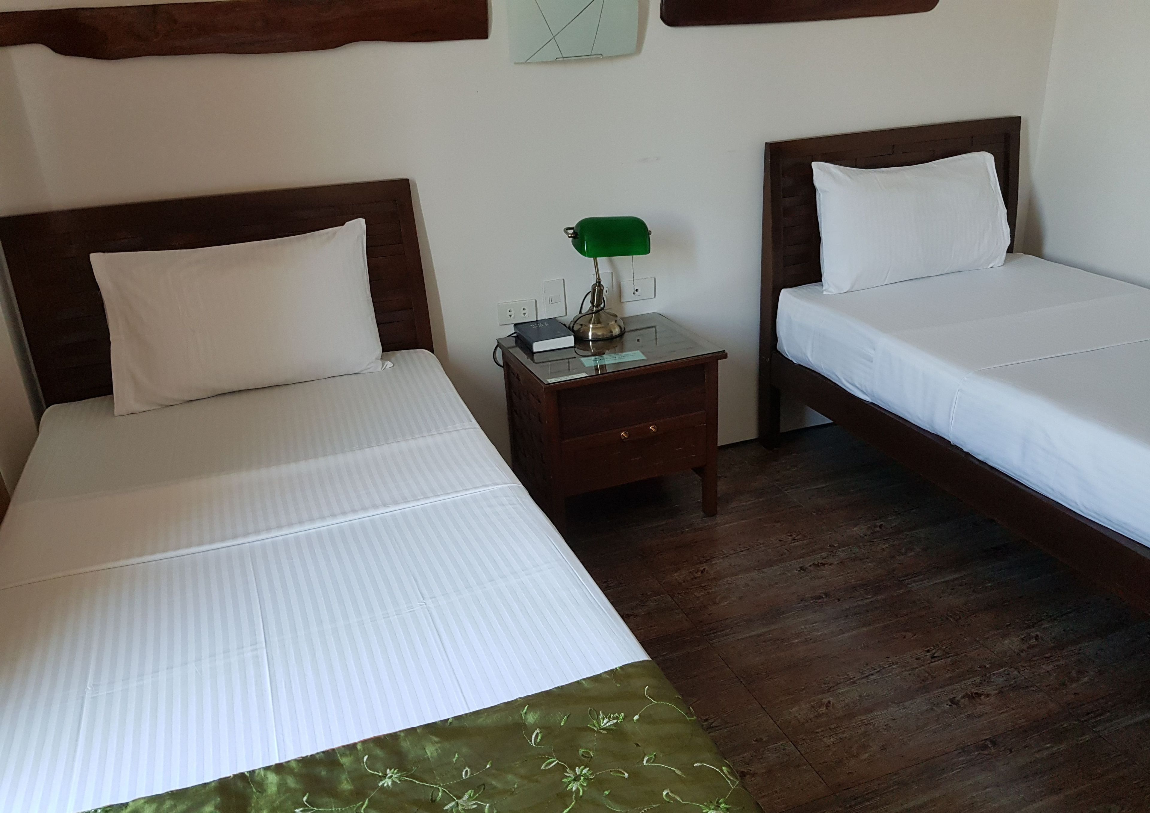 In-room safe, desk, iron/ironing board