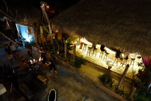 View from property - Bloom Cafe & Hostel Lipe (Koh Lipe)