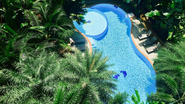 Piscine extérieure