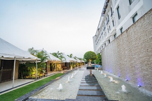 Pride Hotel & Convention Centre Indore