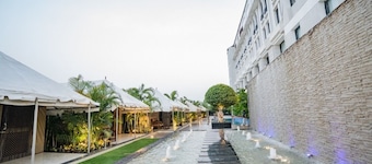 Pride Hotel & Convention Centre Indore