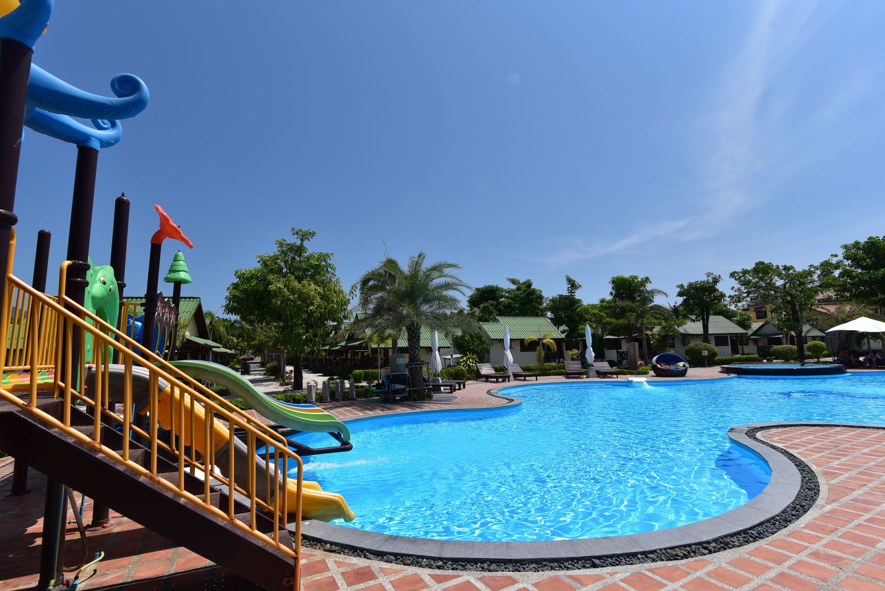 Photo - Varin Beach Resort