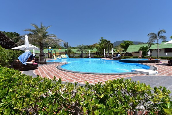 Alberca al aire libre 