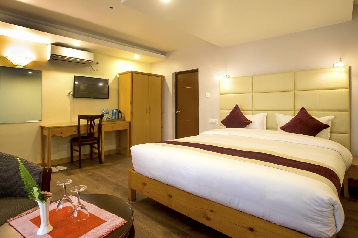 1 habitación, ropa de cama de alta calidad, escritorio y insonorización
