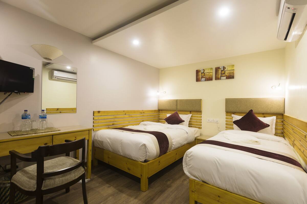 1 habitación, ropa de cama de alta calidad, escritorio y insonorización