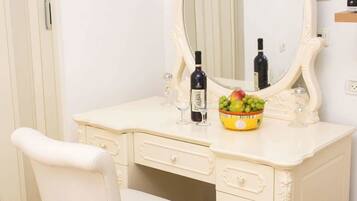 Classic Suite | Room amenity