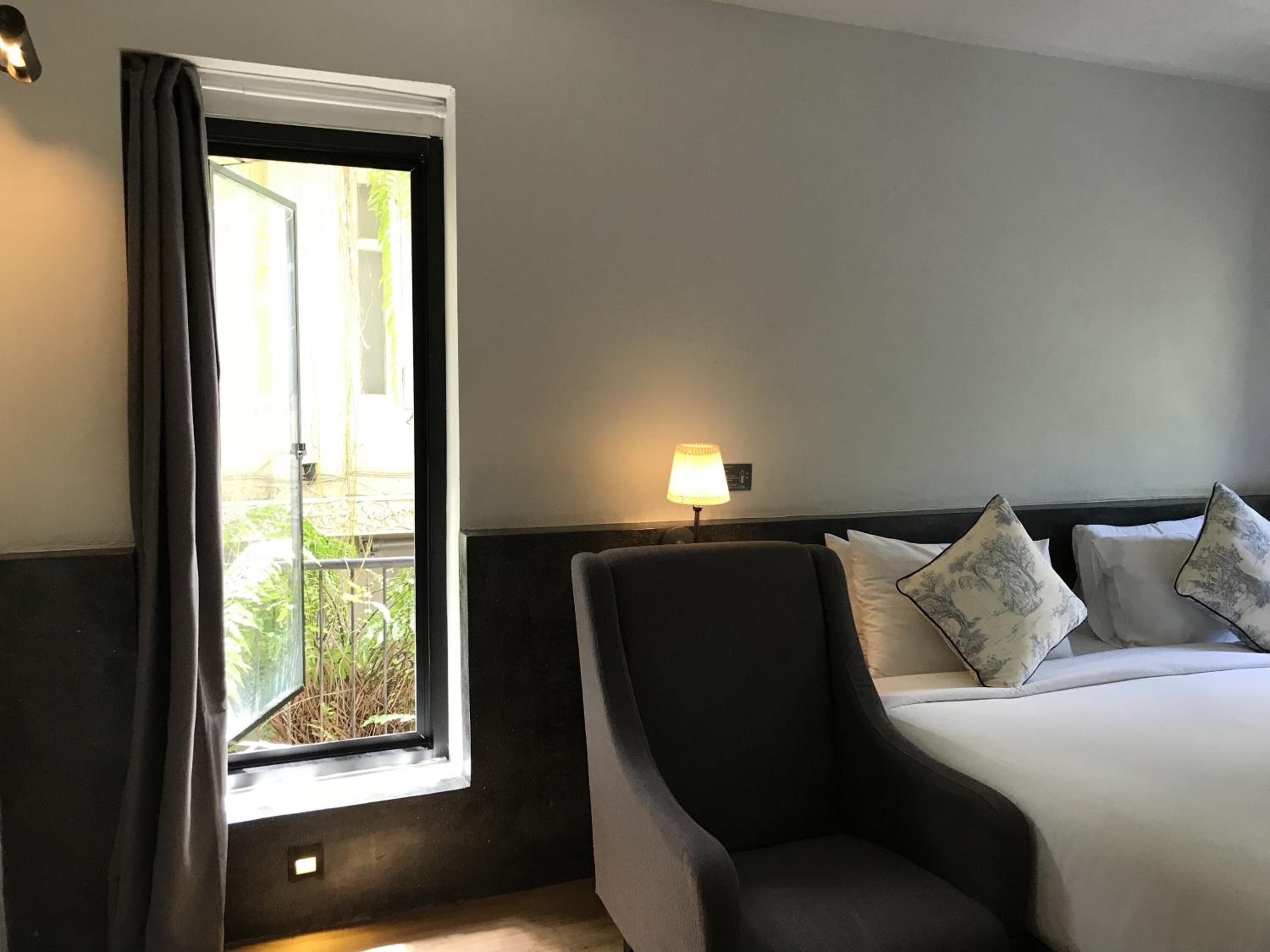 1 bedroom, premium bedding, pillow-top beds, free minibar