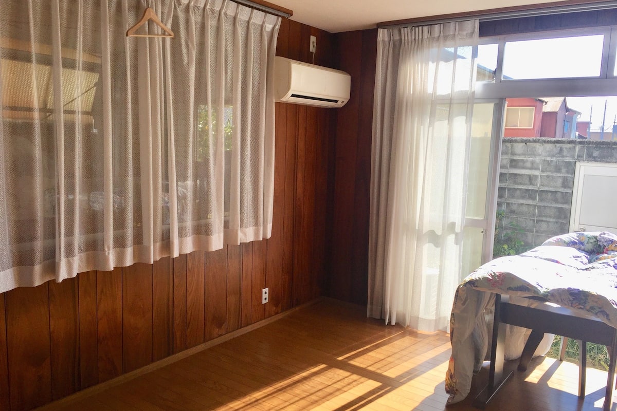 Family Room | Free WiFi