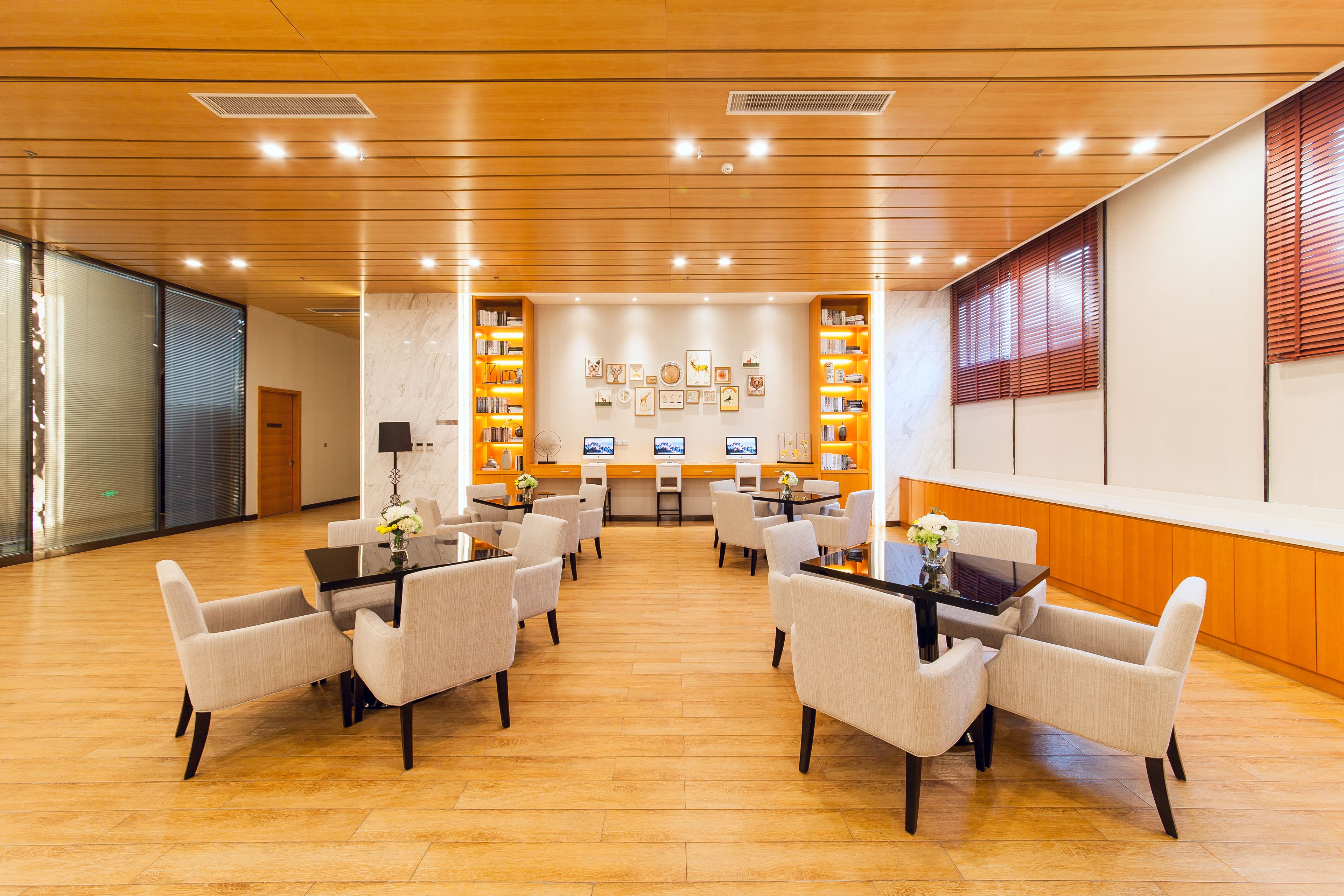 Meeting facility
