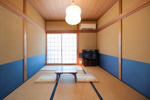 Bügeleisen/Bügelbrett, kostenloses WLAN