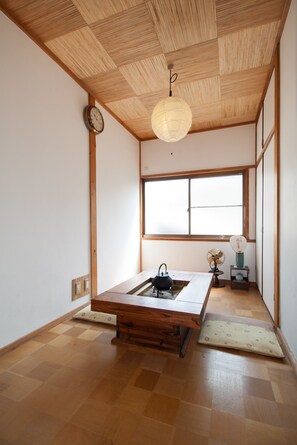 Iron/ironing board, free WiFi